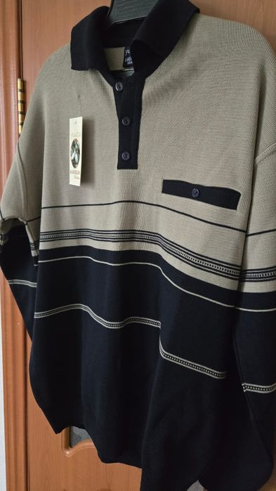 Продам новый свитер