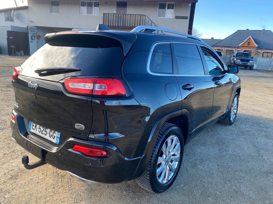 Jeep Cherokee Overland 4x4 automat 128000km full full