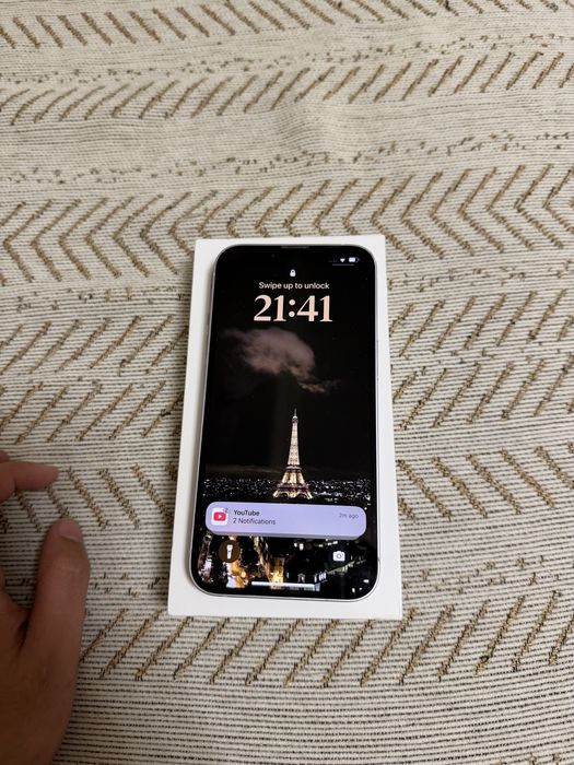 iPhone 14 128 GB в идеальном состоянии