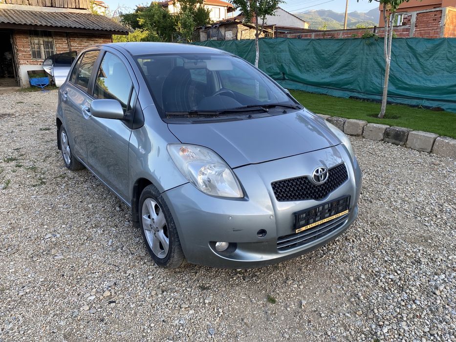 Toyota Yaris Тойота Ярис 1.3 vvt-i 87 кс На части