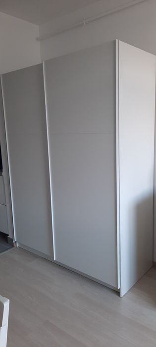 dulap / dressing cu usi glisante 150 x 200 cm
