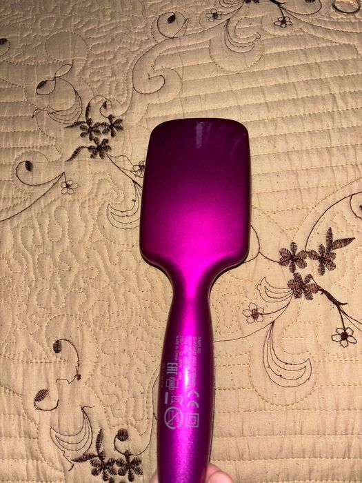 Perie de indreptat parul Babyliss