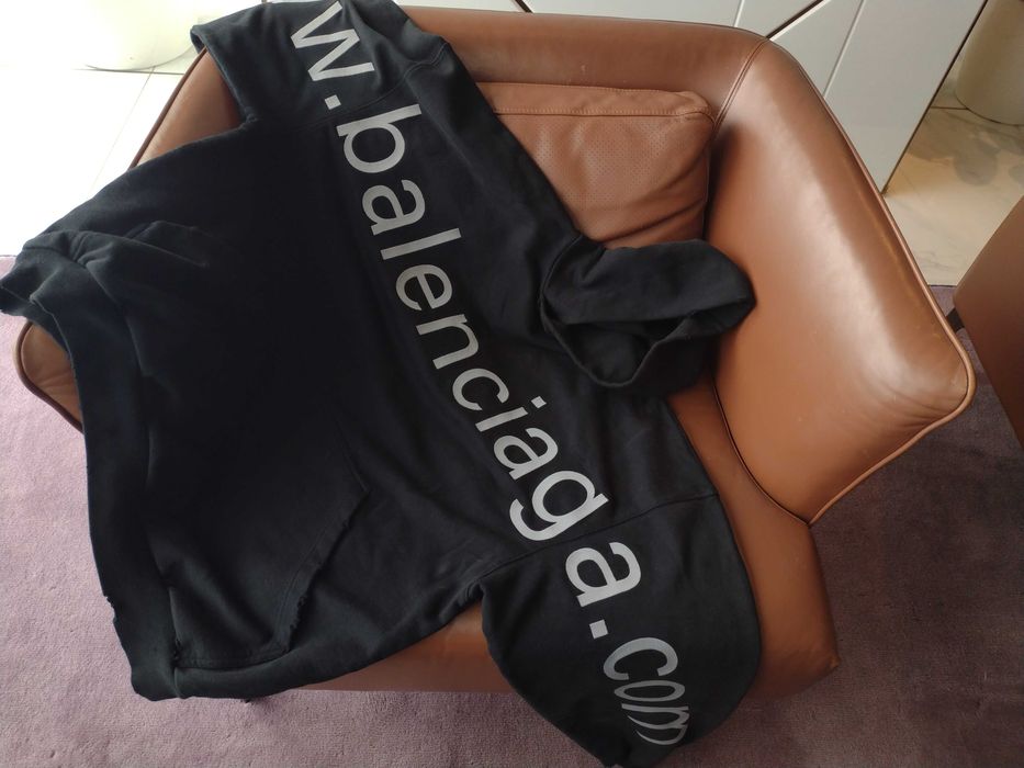 Худи BALENSIAGA.Голям размер.Чисто нов.Оригинален.