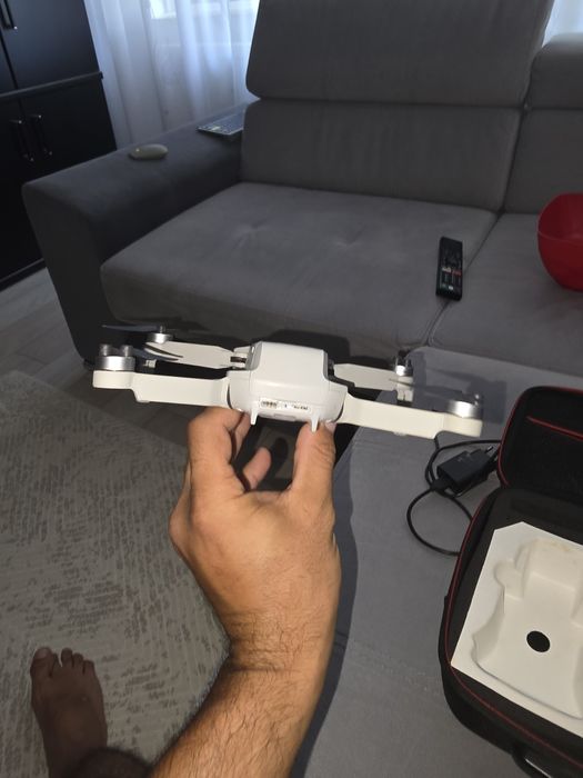 Drona Dji mini 2 se fly more combo