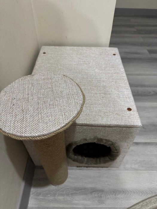 Продам кошачий домик