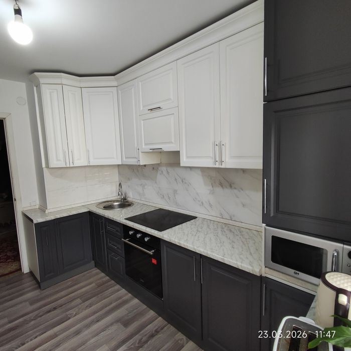 Кухонный гарнитур 3м продам