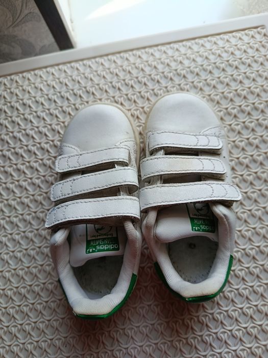 Кеды 24размер фирменная обувь для детей