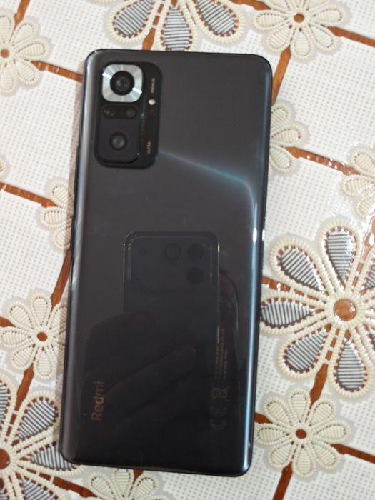 Телефон  Xiaomi redmi note 10pro