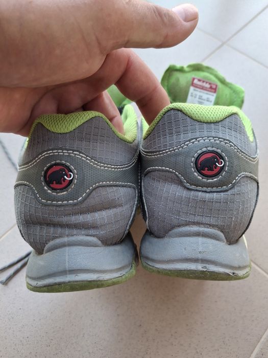 Продавам обувки MAMMUT GORE-TEX