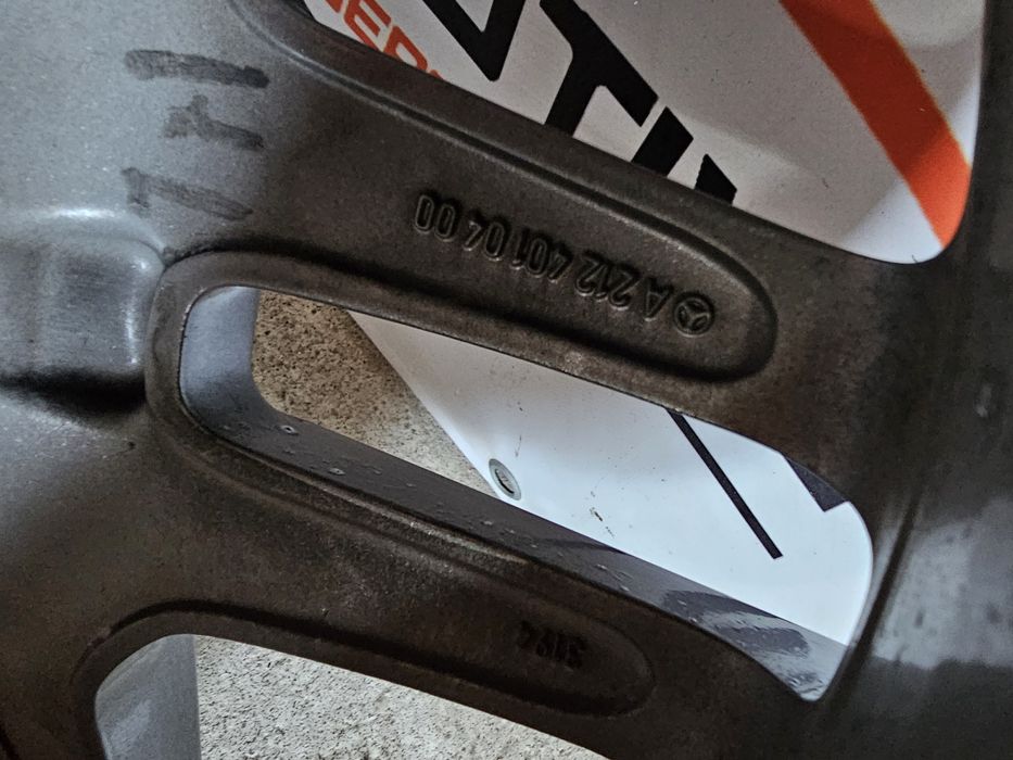 Janta 18 spate Mercedes E Class W212 AMG cod A2124010400