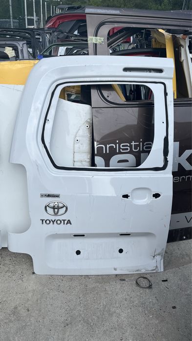 Багажна врата лява и дясна Toyota Proace,Opel Vivaro,Citroen Jumpy