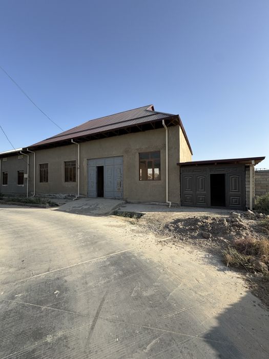 Ховли Сотилади Гунгон Махалласида  Жанубий саноат 15A