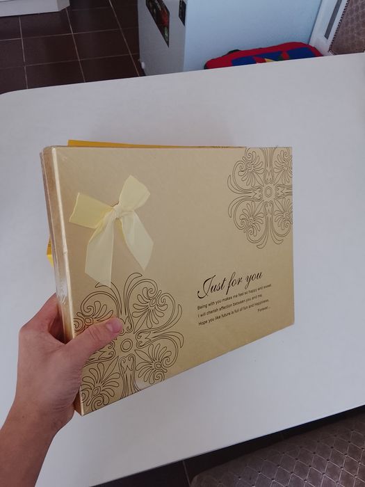 Подарочный шоколад.Подарок.Шоколад