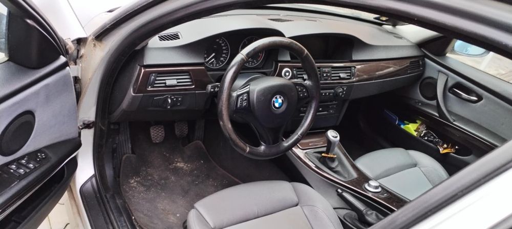 Vand BMW .Masina de garaj