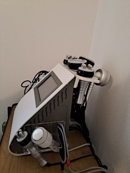 Vând aparat remodelare corporala