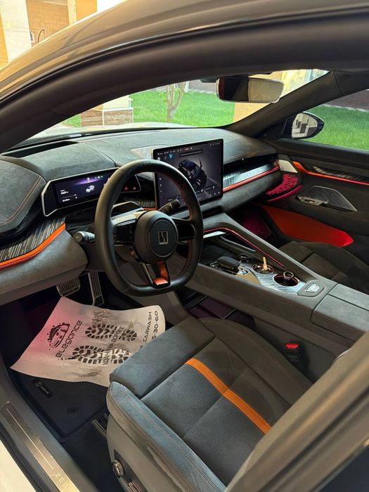 Zeekr 001  Z sport