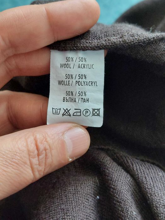 Кафяв пуловер размер М