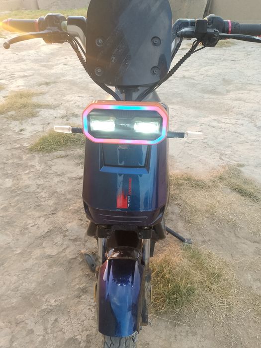 Skuter 7289 tezligi 55 60 yurish masofasi 55