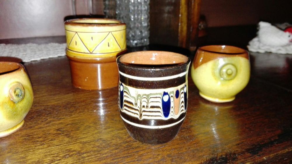 Порцеланови чаши