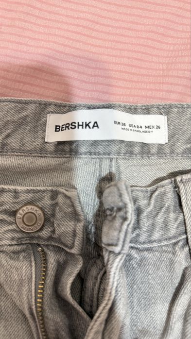 Джинсы bershka, размер 36.