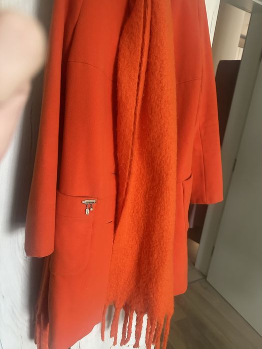 Дамско палто + шал