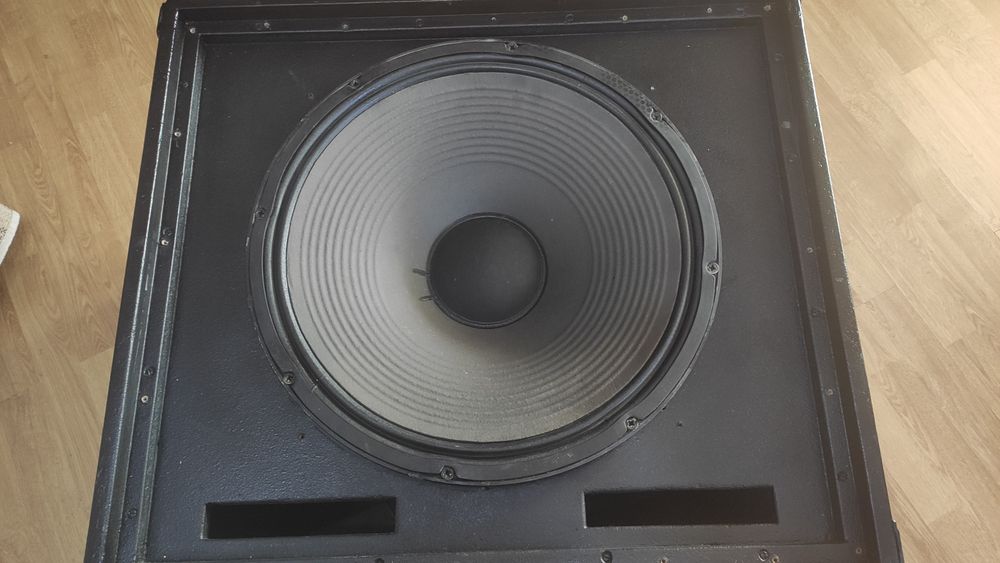 Difuzoare 18 inch