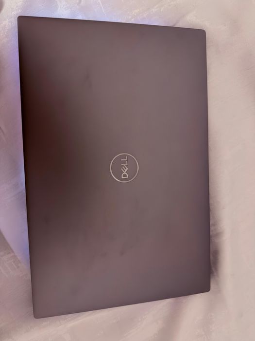 Dell precision 5560 Office