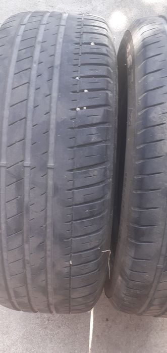 Doua cauciucuri de vara 205 60 R16