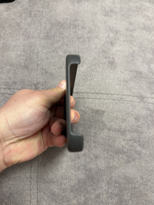 Husa Iphone 17 pro max BEATS