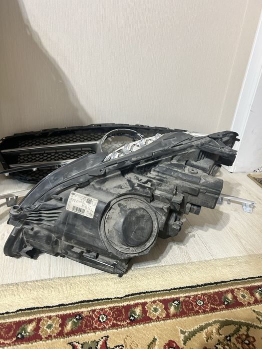 Фара от мерседес E w212