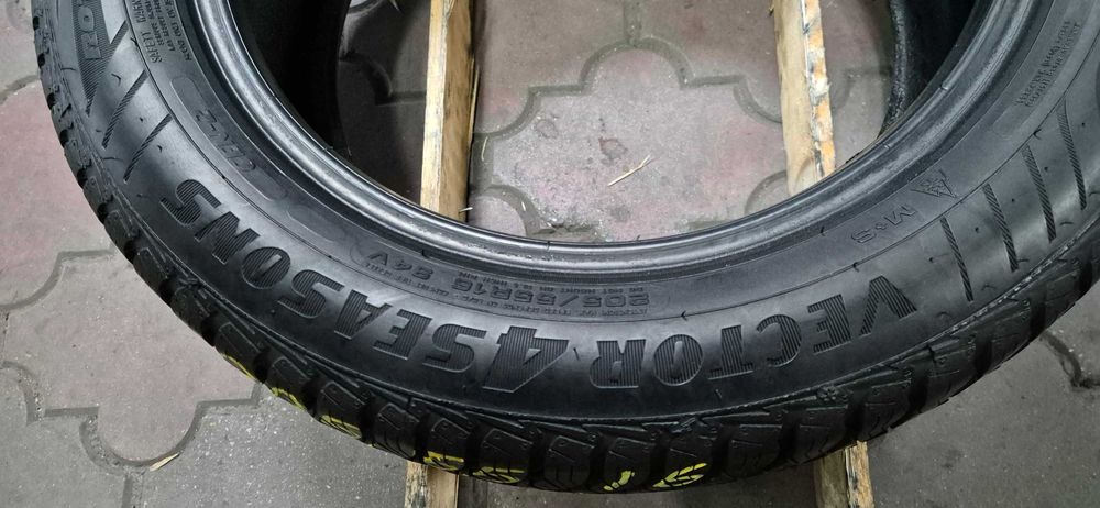 anvelope Yokoyama ,Goodyear 205/55/16 si Goodyear 205/45/17  allseason m&s