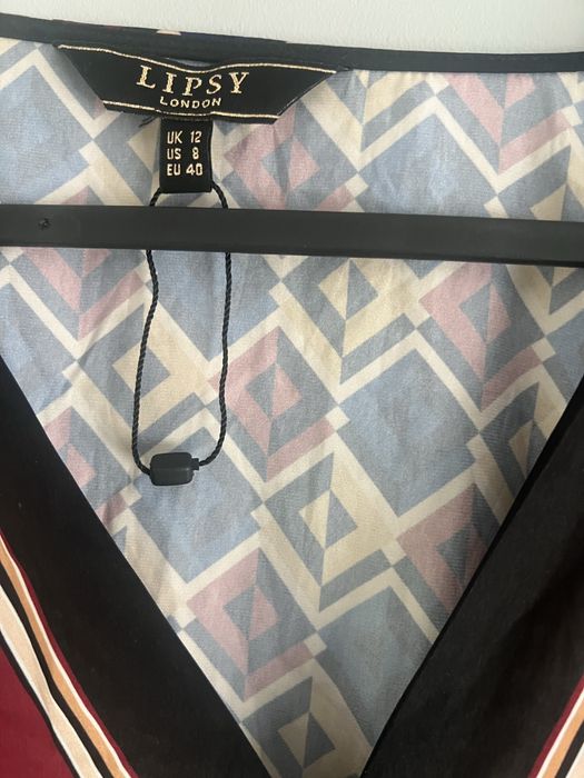 Bluza eleganta, fina de la Lipsy London
