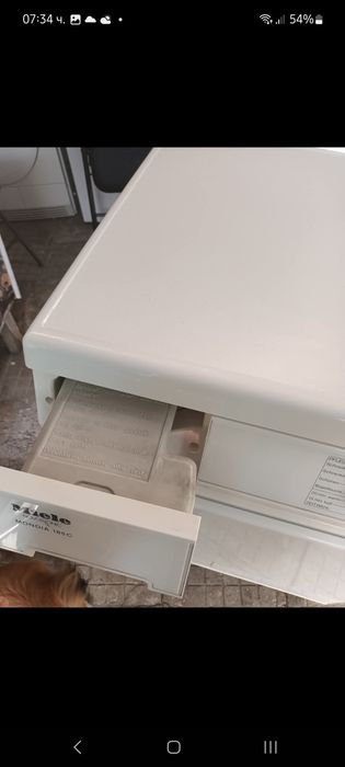 Кондензна сушилня Miele