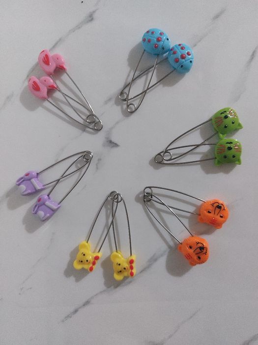 детские булавки  12