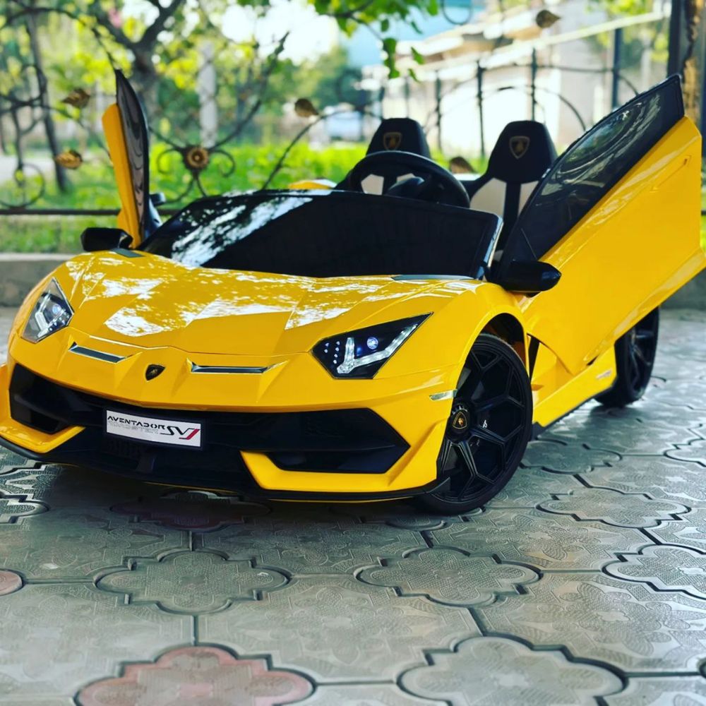 Лицензионная и двухместная детская машина Lamborghini Aventador: 4 750 000  сум - Детский транспорт Ташкент на Olx