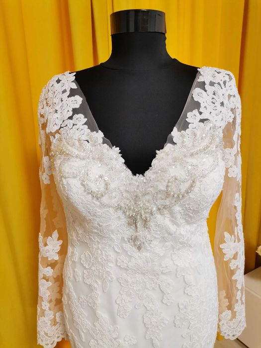 Vand rochie de mireasa