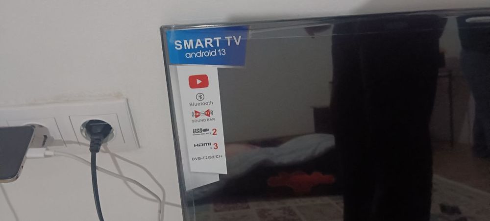 Продаем телевизор Samsung android 13, 55 дюйм (140см)