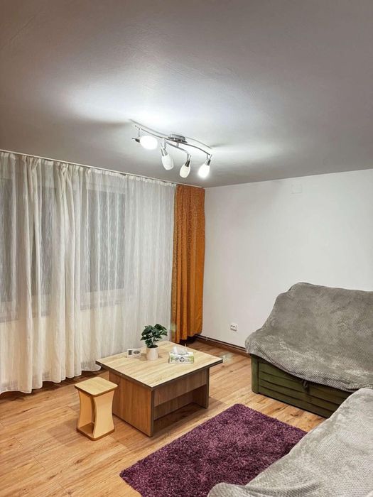 Inchiriez apartament 2 camere