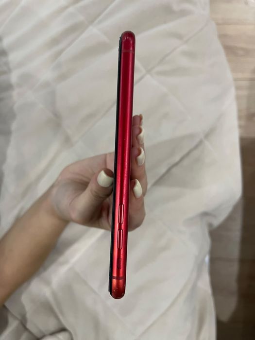 Продам Apple iPhone XR
