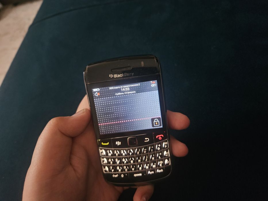 Blackberry9700 в хорошем состояние