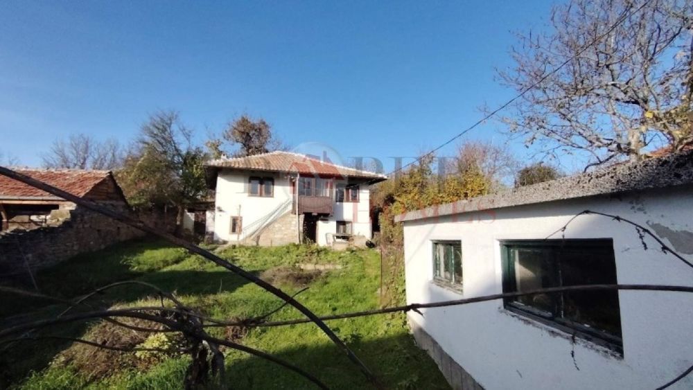 Продажба Къща гр. Дряново - с. Катранджии 101m²