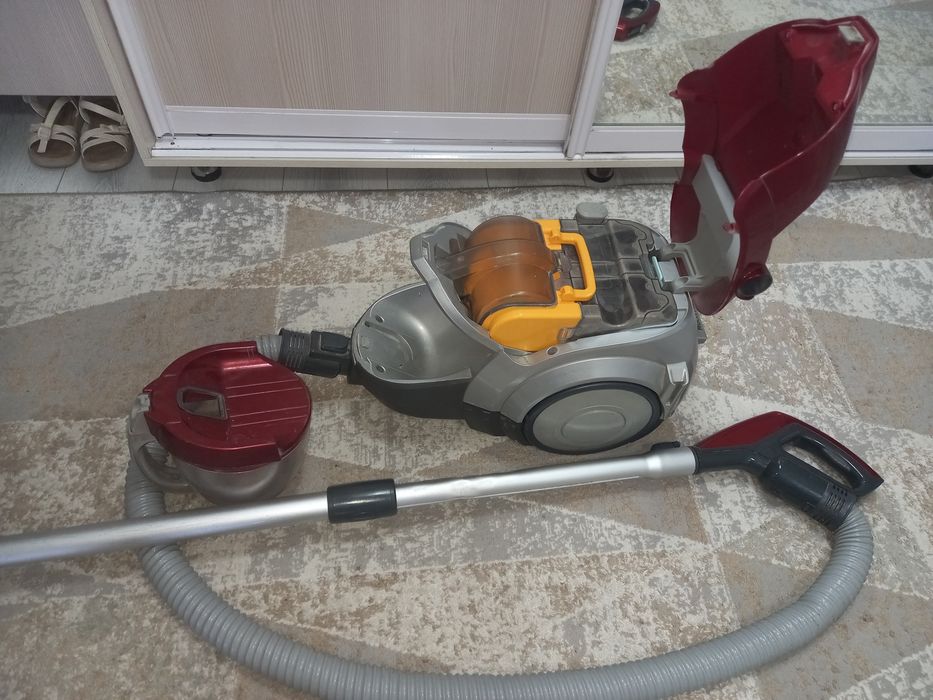 Пылесос LG Кompressor