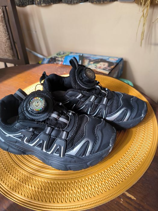 Маратонки момче 33 номер