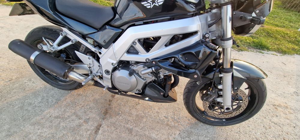 Suzuki SV1000 Naked Injectie