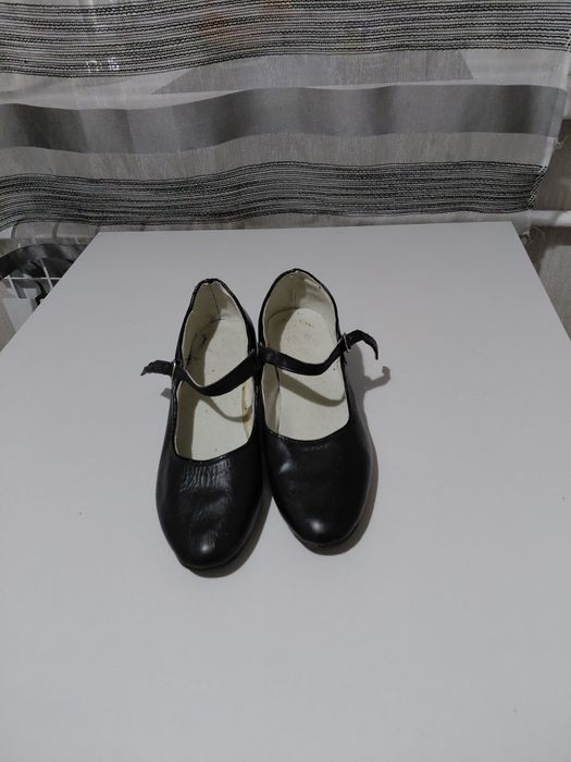 Туфли для народных  танцев.