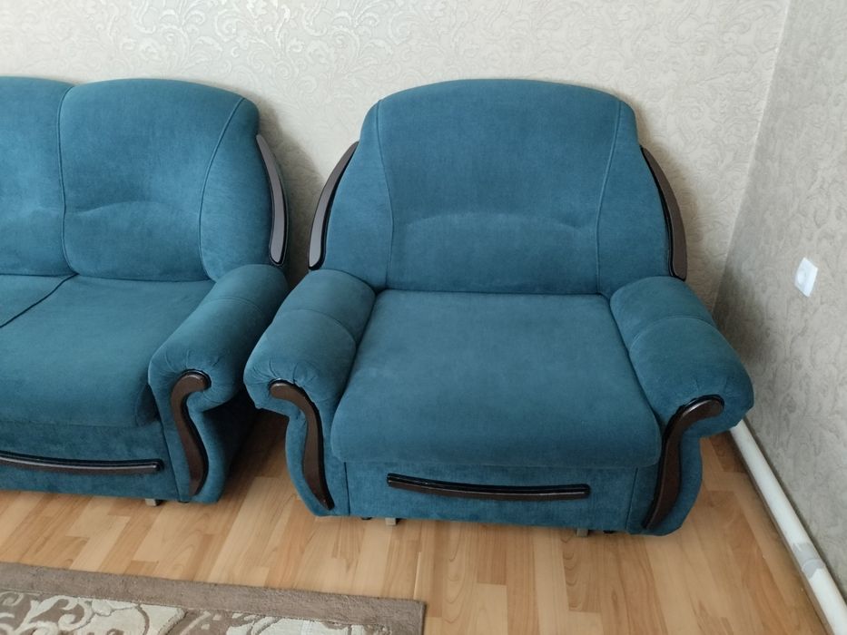 Продам диван в отличном состоянии