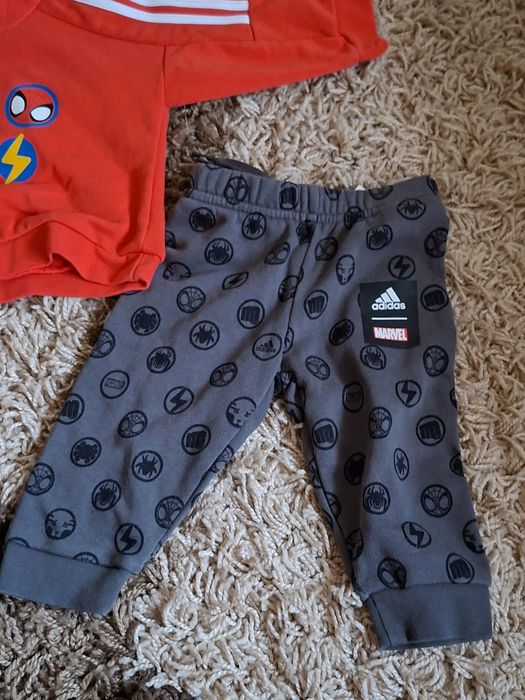 Trening Adidas Marvel