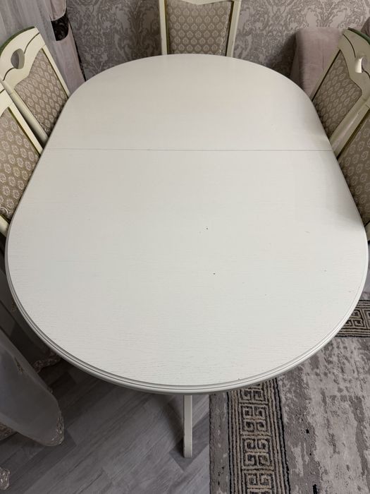 Продам дубовый стол