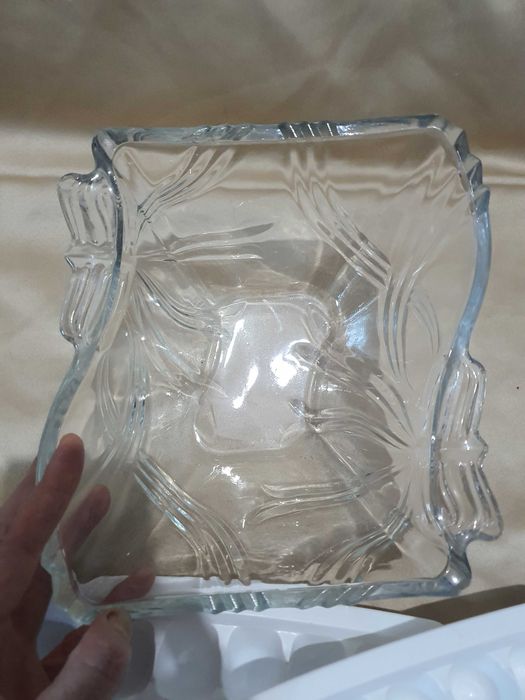 Стъклена купа 5 лева.