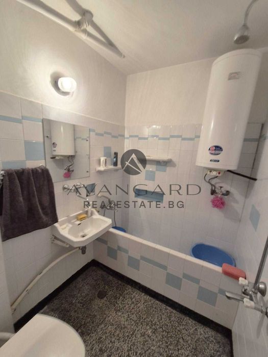 оф.24258 Четиристаен обзаведен/ Камела